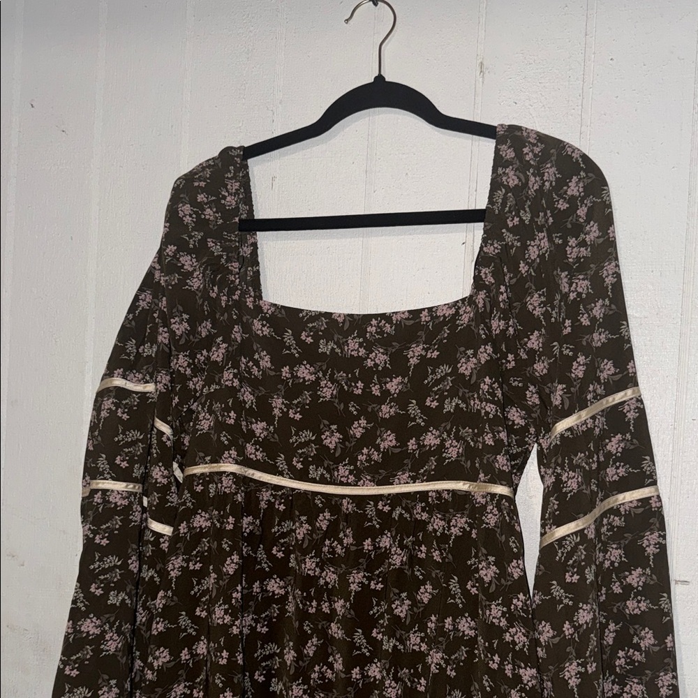 Chic Long Sleeve Floral Dress